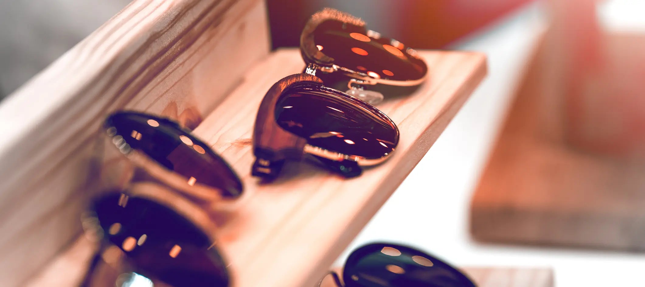 Merchandising Tips for Sunglasses Retailers to Boost Sales