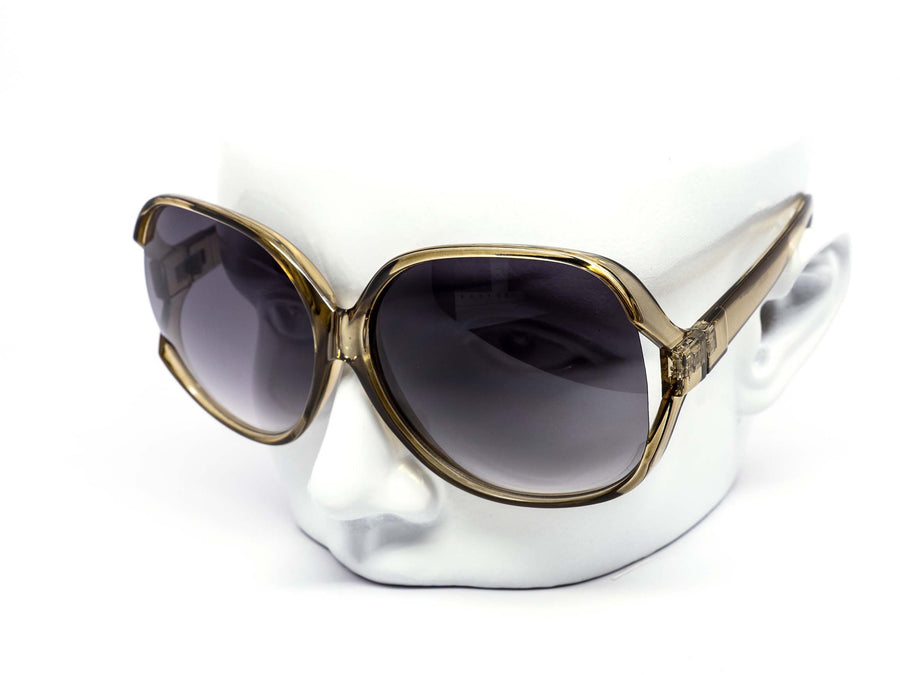 12 Pack: Classy Oversized Gradient Round Wholesale Sunglasses